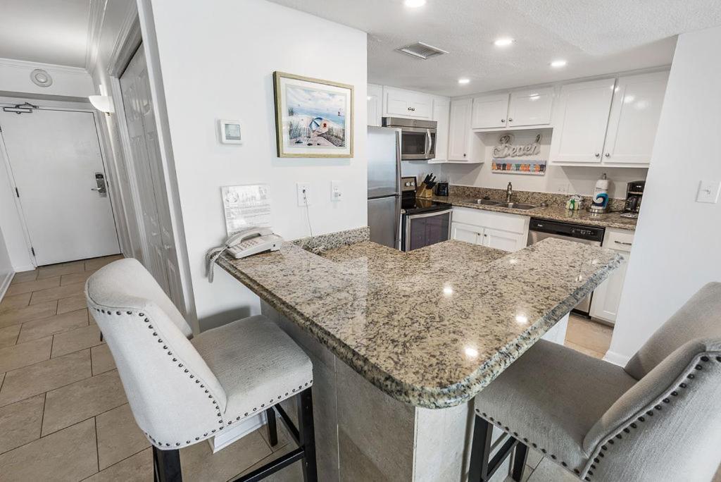Island Winds East 408 By Albvr - Gorgeous Condo With Million Dollar Views In The Best Location On The Beach Gulf Shores Exterior foto